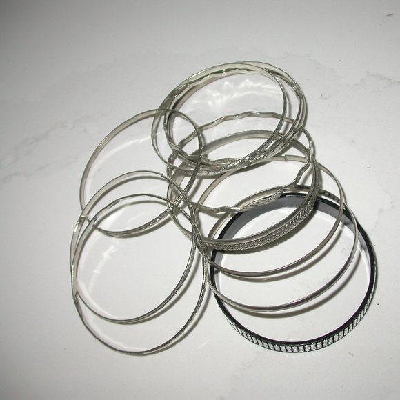 Bangle Set Bracelet - Picture 3 of 3